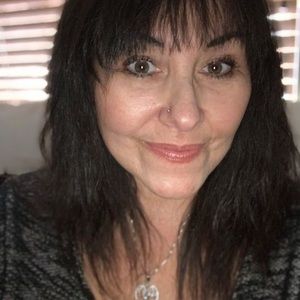 Meet your Posher, Charlene